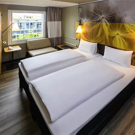 Ibis West Hotel München
