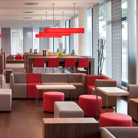Ibis West