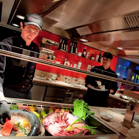 Ibis West Hotel 3*