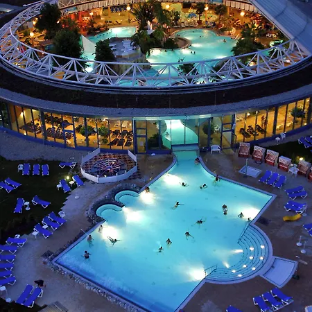 Hotel Ibis West