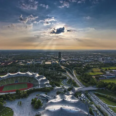 Ξενοδοχείο Ibis West 3*