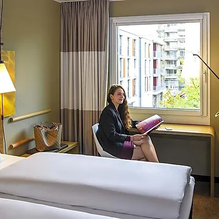 Ibis West Hotel 3*