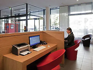 Ibis West Hotel