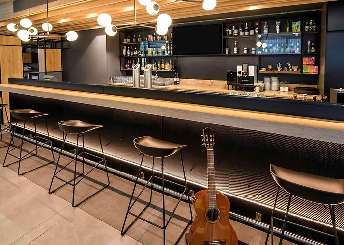 Ibis West Szálloda 3*