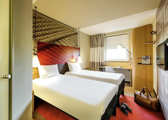 Szálloda Ibis West 3*