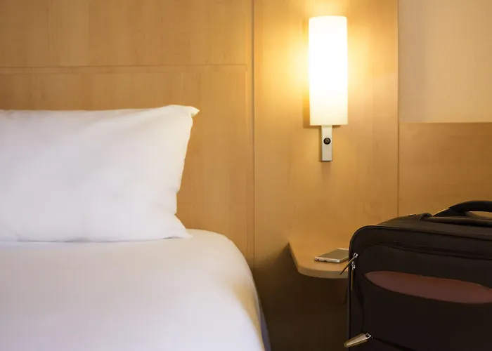 Ibis West Hotel
